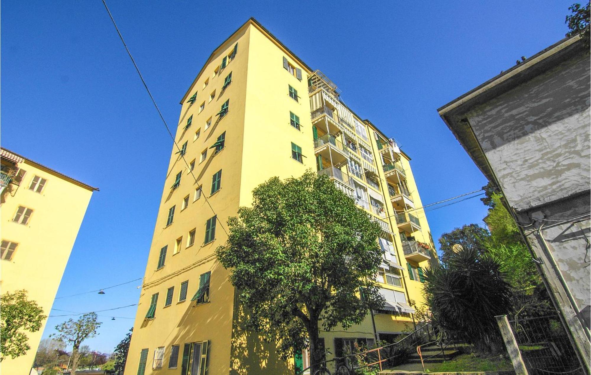Cozy Apartment In La Spezia With Wifi Extérieur photo