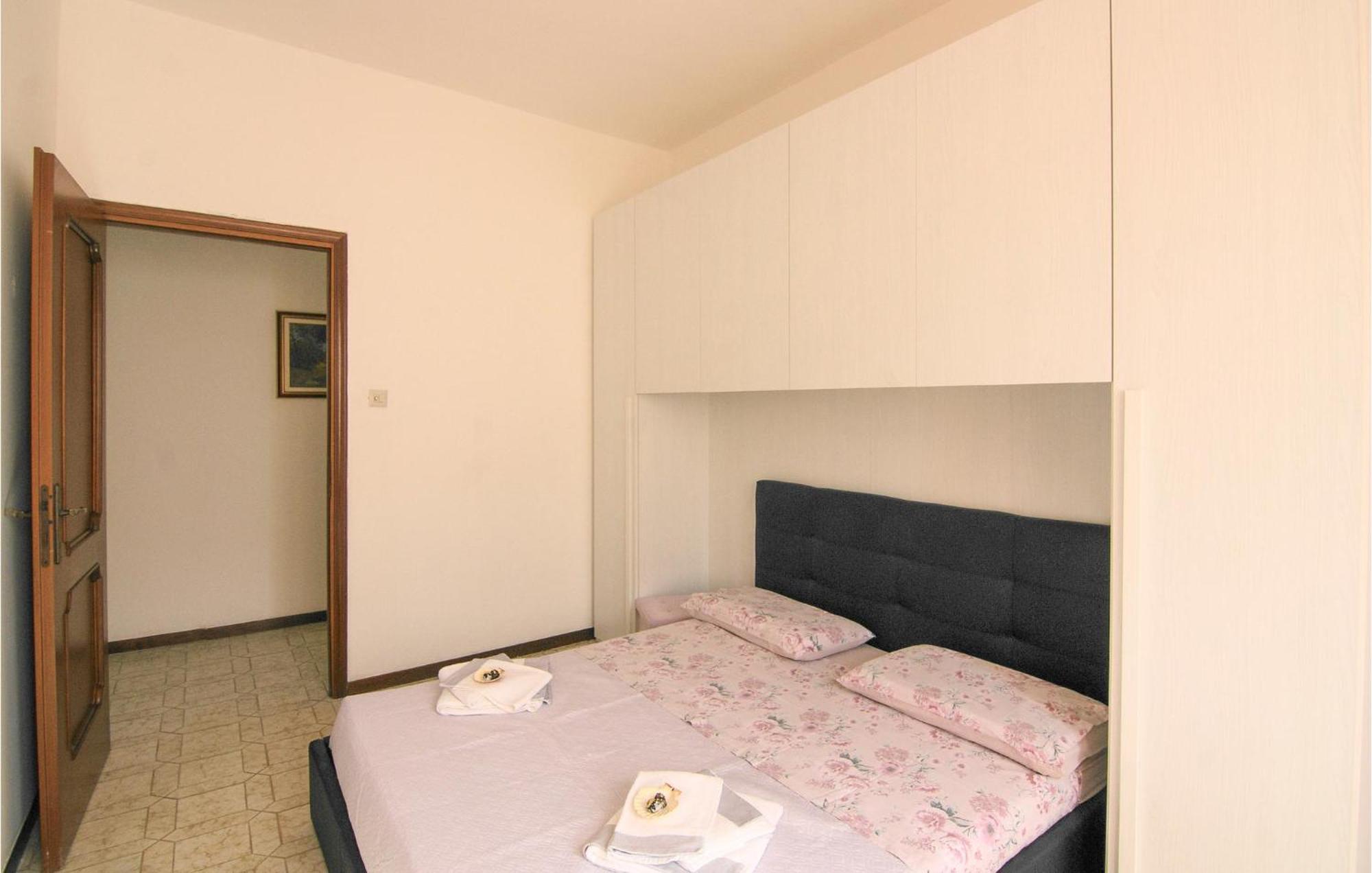 Cozy Apartment In La Spezia With Wifi Extérieur photo