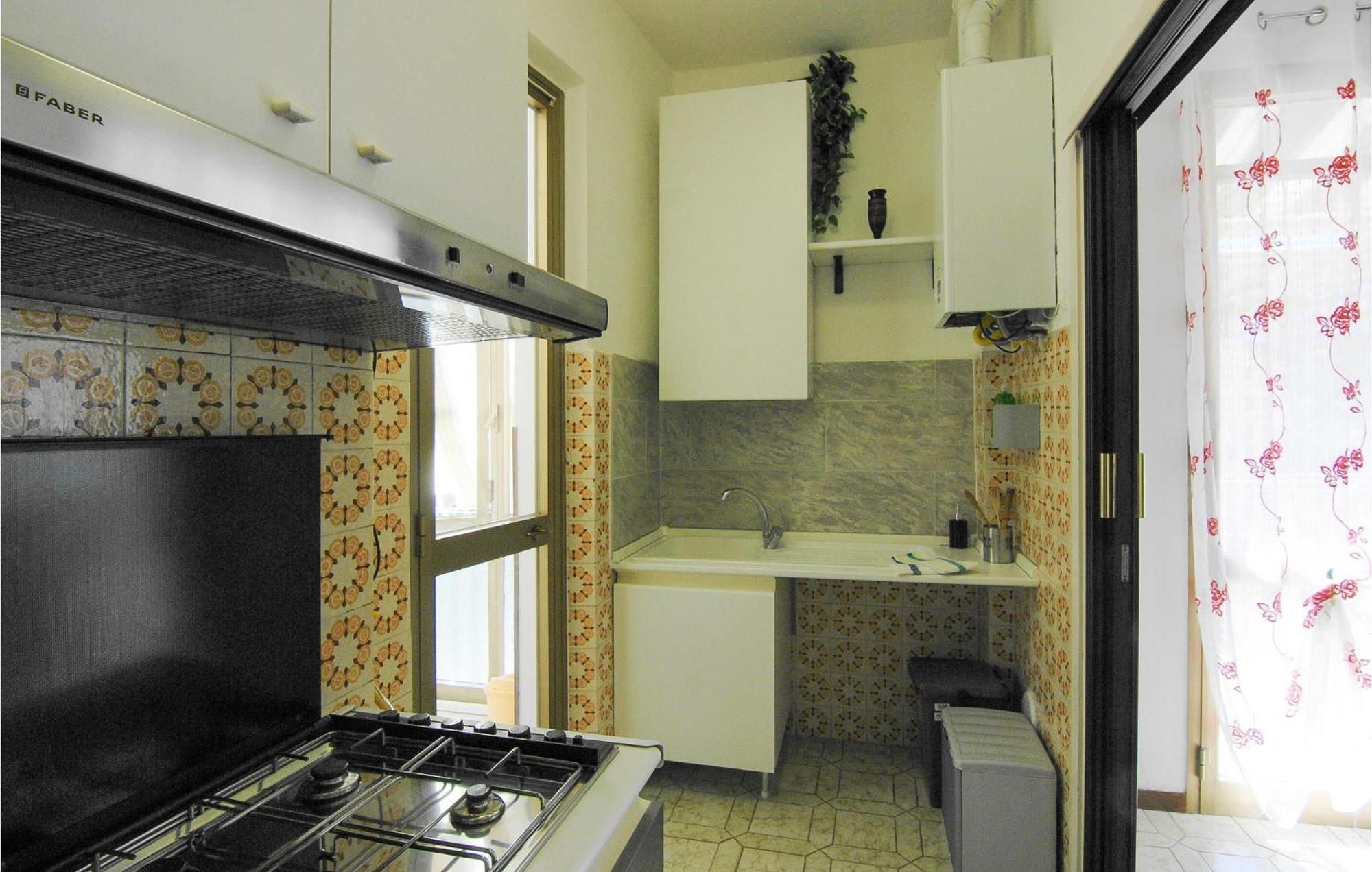 Cozy Apartment In La Spezia With Wifi Extérieur photo