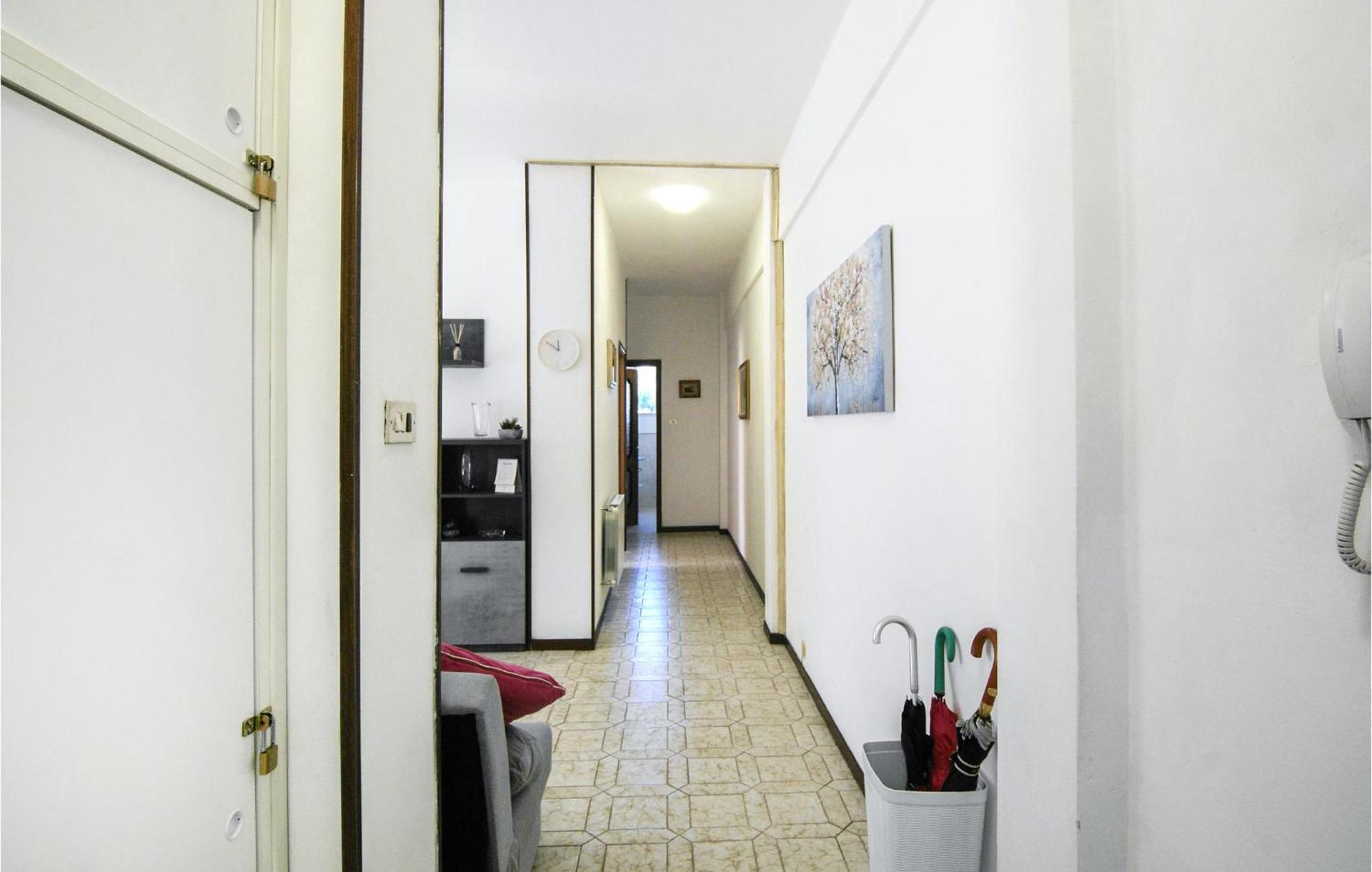 Cozy Apartment In La Spezia With Wifi Extérieur photo